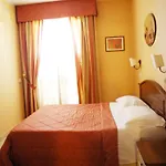 Hotel Greta 3*
